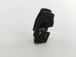 雨刮配件注塑模具廠，五金配件注塑廠，雨刮器生產(chǎn)廠家